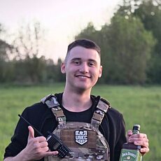 Кир, 25, Юрга
