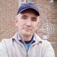 Олег, 65, Горловка