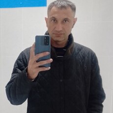 Толя, 37, Азнакаево