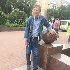 Артур, 68, Томари