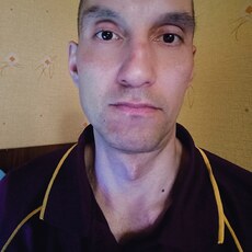 Даня, 42, Молодогвардейск
