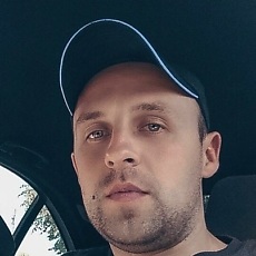 Родя, 39, Суджа