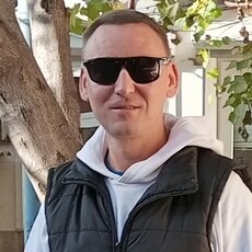 Витя, 40, Горское