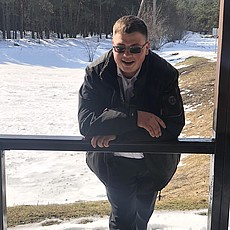 Артемий, 25, Поронайск