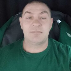 Роман, 45, Любим