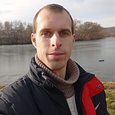 Валерий, 32, Тара
