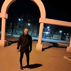 Антон, 28, Константиновка