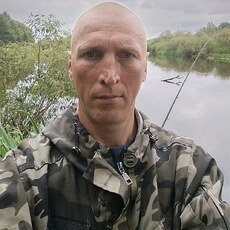 Кирилл, 40, Щёкино