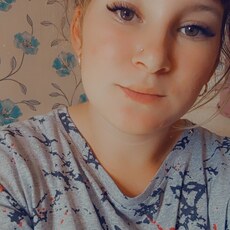 Уля, 23, Корсаков