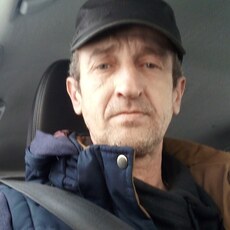 Паша, 47, Родники