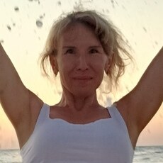 Кира, 41, Новосибирск