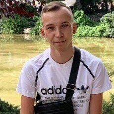 Харитон, 25, Трёхгорный