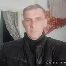 Лев, 50, Александровск (ЛНР)