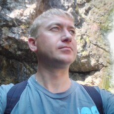 Владислав, 40, Ясиноватая