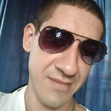 Валентин, 37, Короча