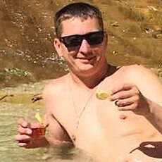 Саша, 40, Докучаевск
