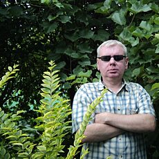 Мирон, 46, Покров