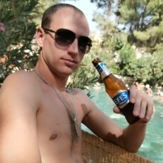 Толя, 38, Усть-Илимск