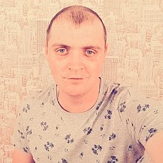 Илюха, 31, Омск