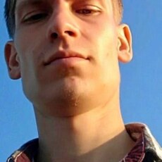 Юрий, 31, Новохопёрск
