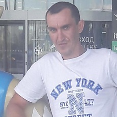 Ден, 38, Магадан