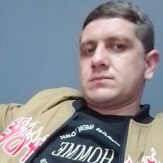 Эмиль, 26, Октябрьск