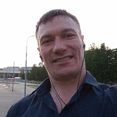 Владимир, 40, Слюдянка