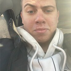 Виктор, 22, Княгинино