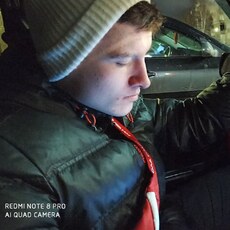Лёша, 27, Покачи