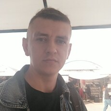 Валерий, 33, Гвардейск