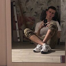 Даня, 24, Снежинск