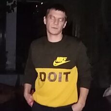 Лёня, 38, Макеевка