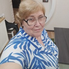 Елена, 69, Красноярск