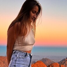 Надя, 20, Серов