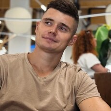 Лев, 29, Байкальск
