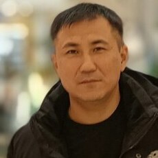 Илья, 42, Заринск