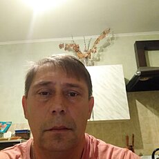 Артём, 46, Лакинск