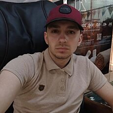 Арсений, 27, Кола