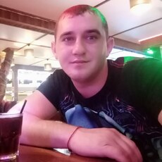 Евгений, 28, Новоазовск