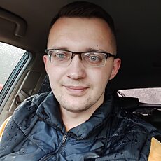 Денис, 25, Бор