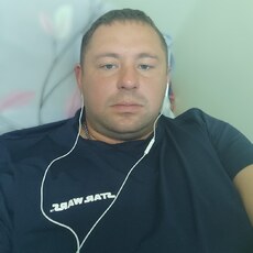 Валера, 33, Зеленогорск