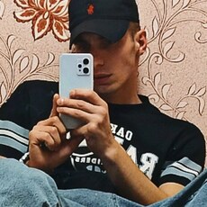 Кузьма, 27, Янаул