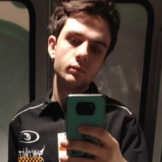 Вячеслав, 23, Ровеньки