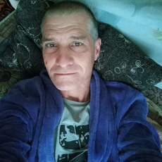 Валера, 49, Иланский