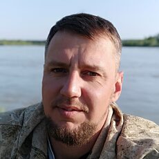 Артур, 39, Суджа