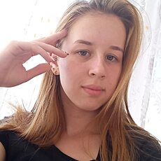 Илона, 22, Нижний Тагил