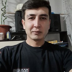 Слава, 31, Кировград