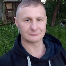 Артём, 46, Оханск