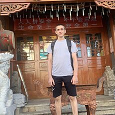 Артём, 32, Ханты-Мансийск