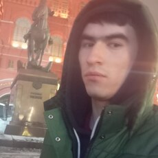 Харитон, 23, Карачев